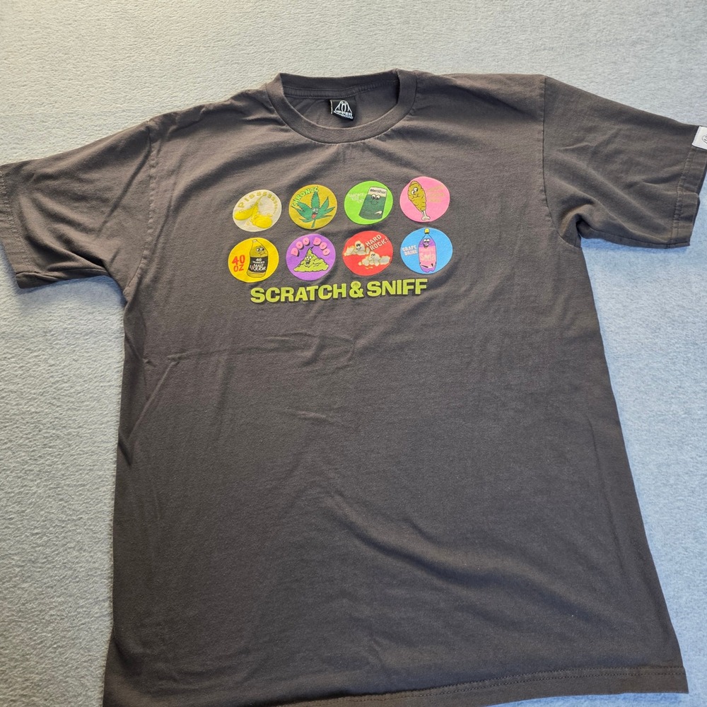 Upper Playground Scratch & Sniff Graphic‎ T-Shirt Mens Large Gray Streetwear